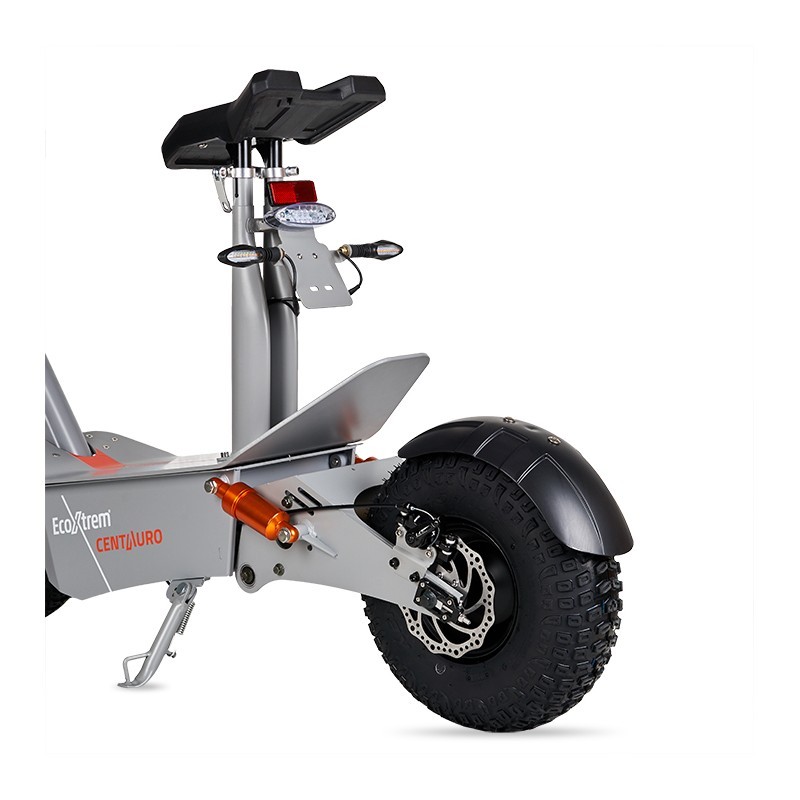 Patinete eléctrico Centauro matriculable gris con asiento y pantalla LCD XXL