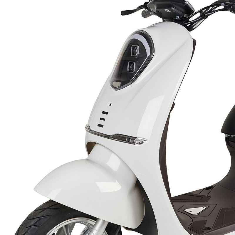 Scooter eléctrico 1200W matriculable Bella xs
